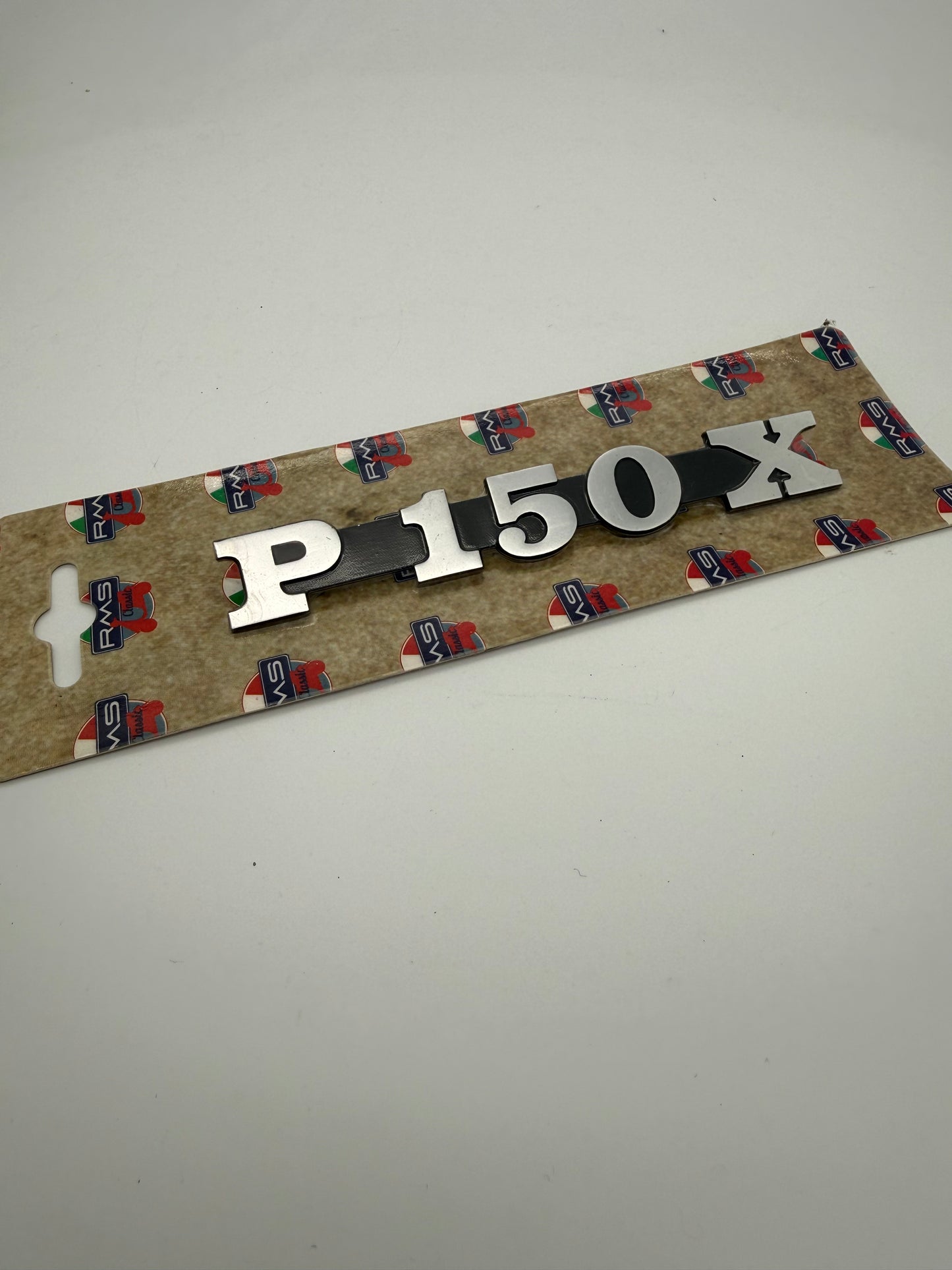 Vespa P150X Badge